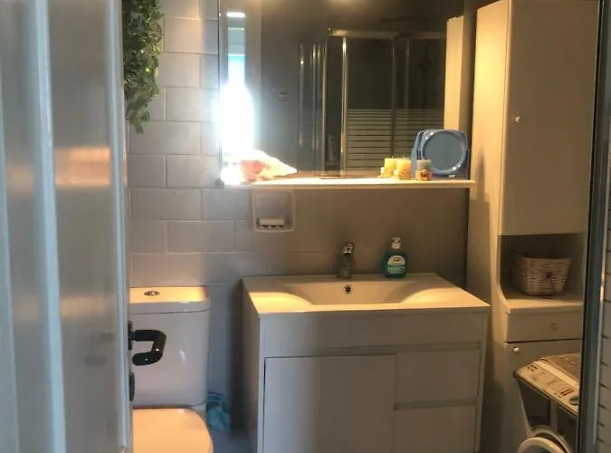 Maria' S House Chaniotis